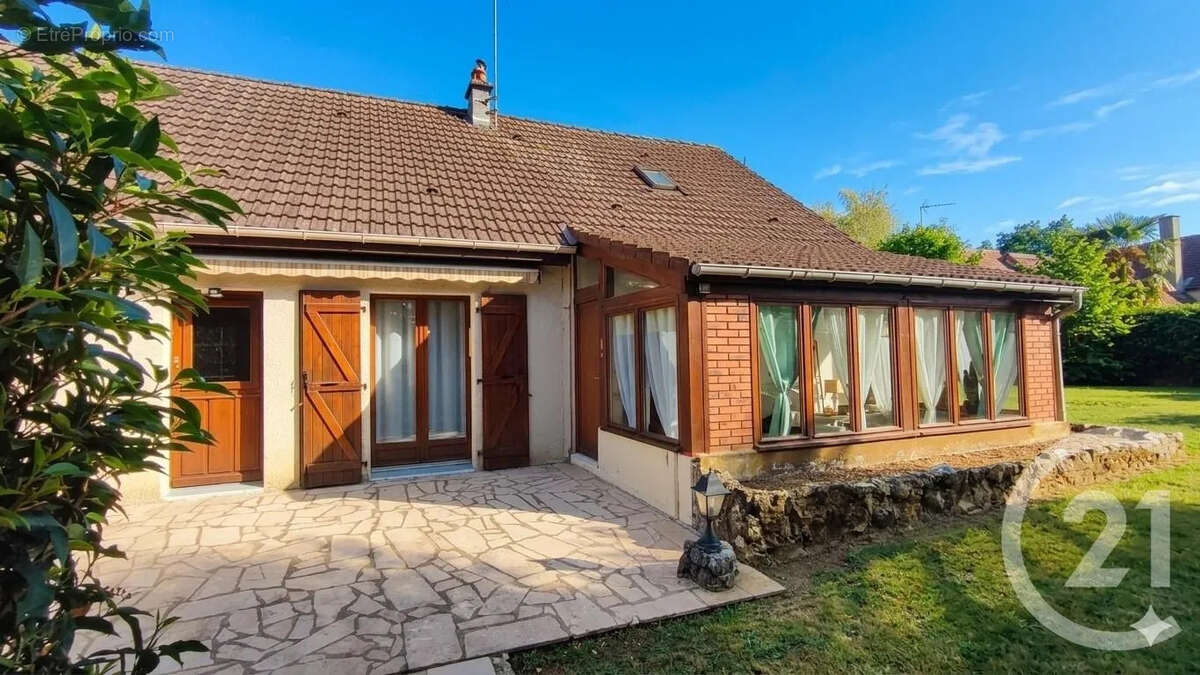 Maison 126 m² à Saint-Loup  - photo 16