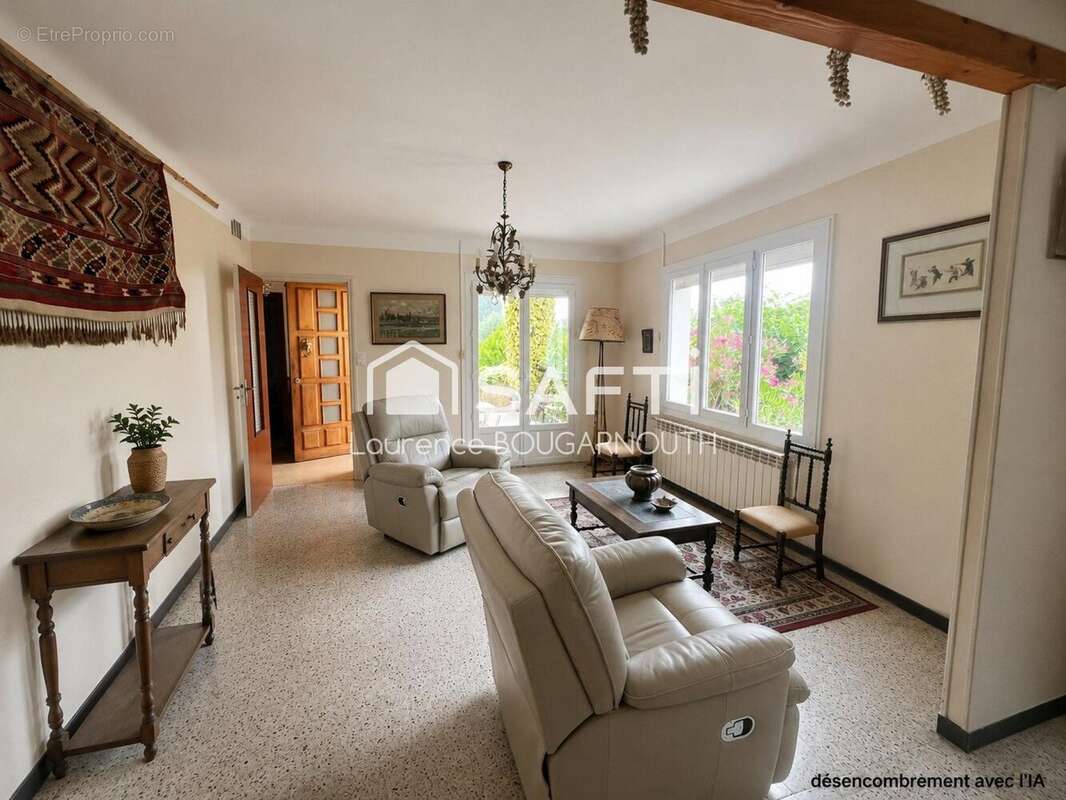 Maison 137 m² à Cavillargues  - photo 5