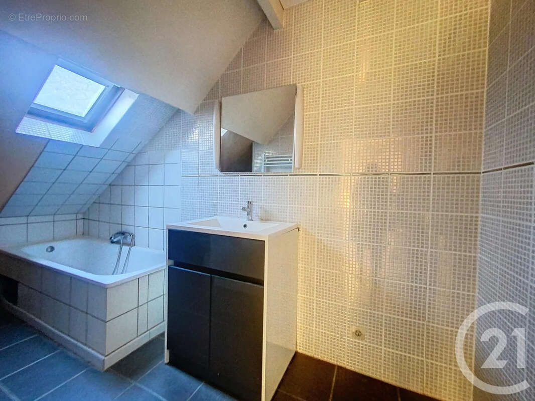 Maison 59 m² à Troyes  - photo 8