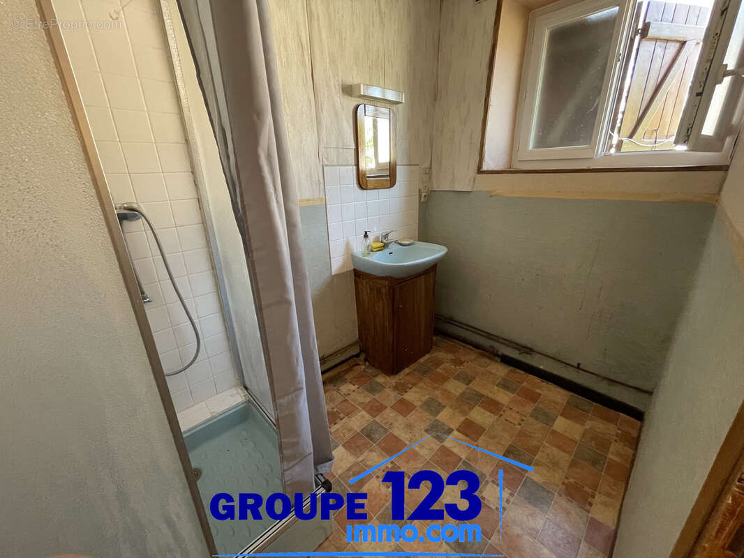 Maison double sur les hauteurs de Clamecy (58) de plus de 180 m2 - photo 14