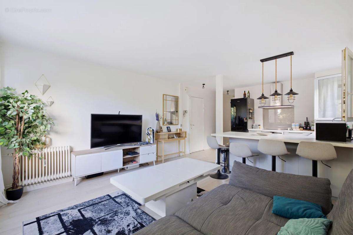 Appartement à SURESNES