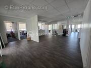 Commerce à MONTEVRAIN