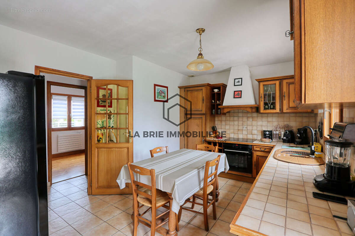 Maison à VILLECRESNES
