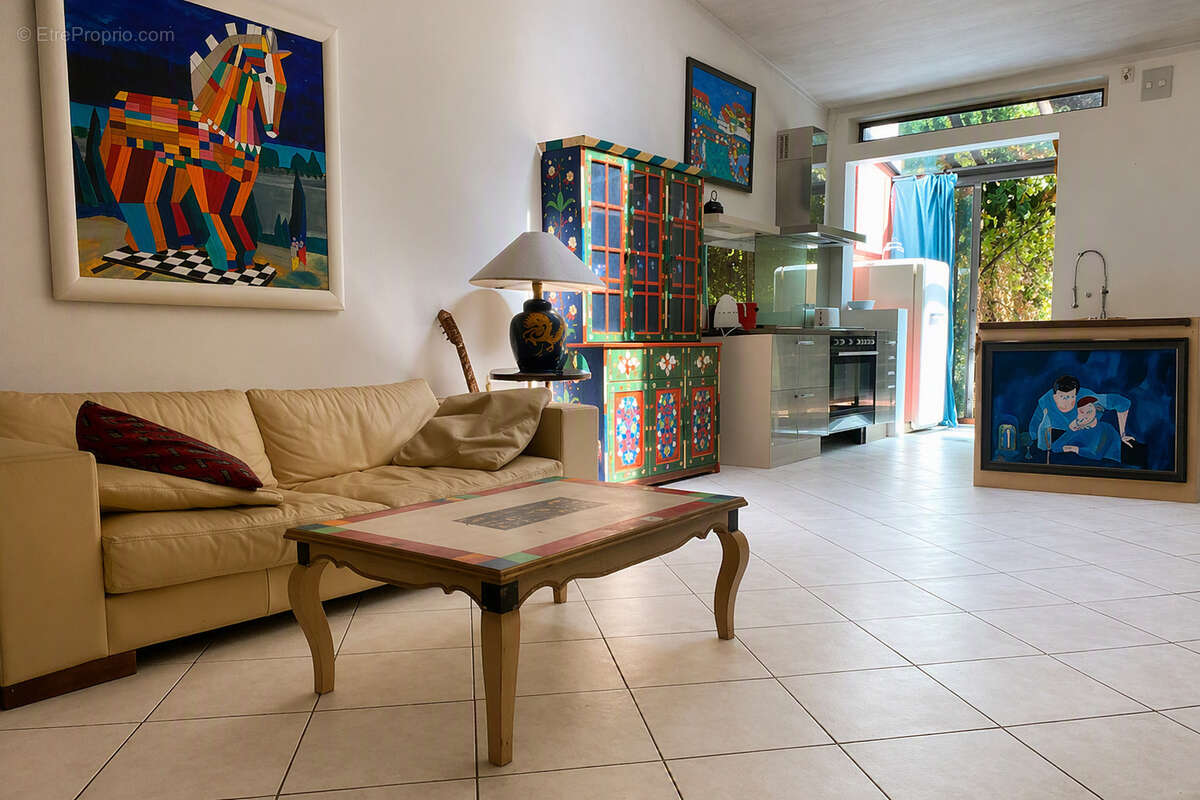 Maison à NIMES