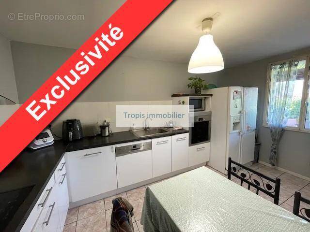   - Maison à ESCALQUENS