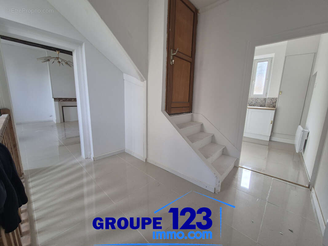 Appartement à SEIGNELAY