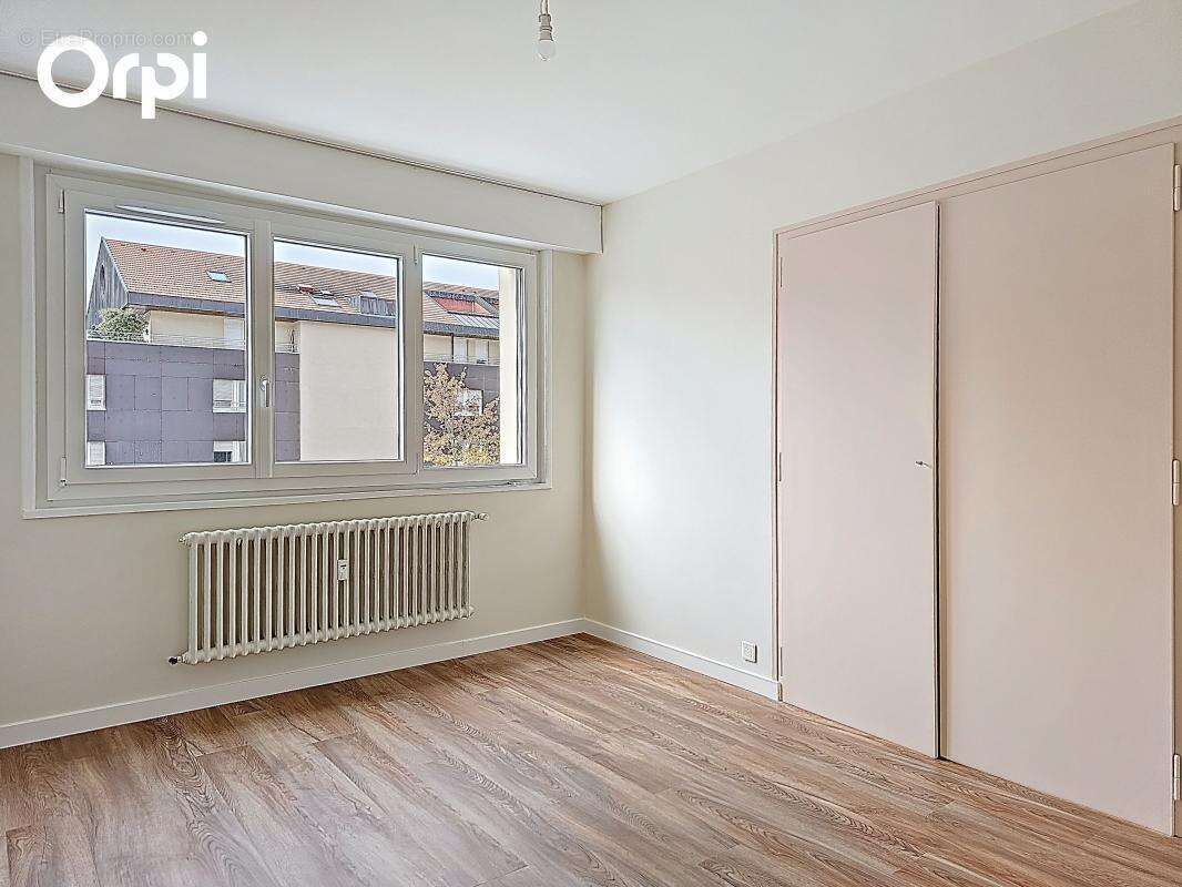 Appartement à REIGNIER