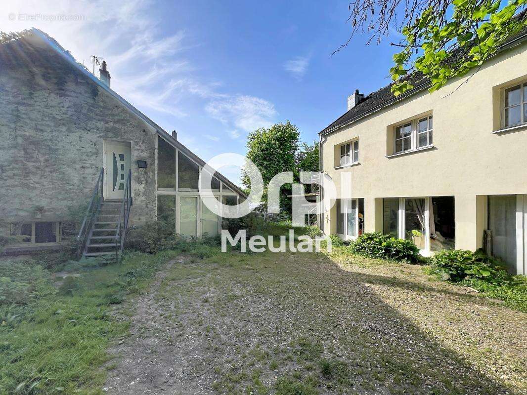 Appartement à SERAINCOURT
