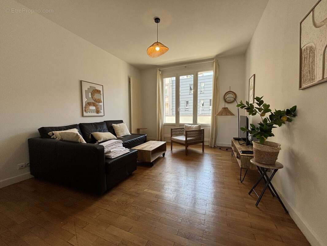 Appartement 65 m² à Grenoble  - photo 2