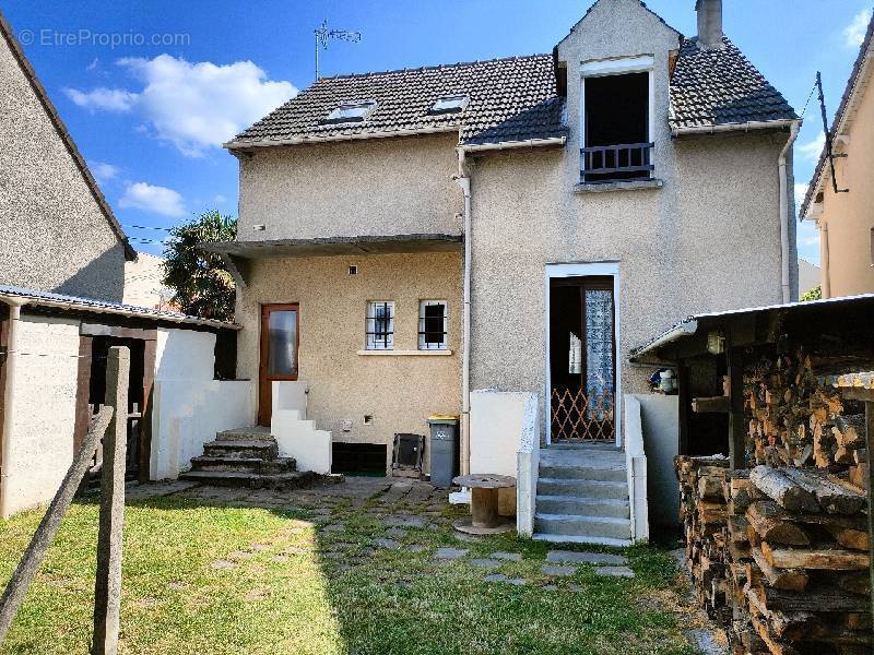 Maison à MITRY-MORY