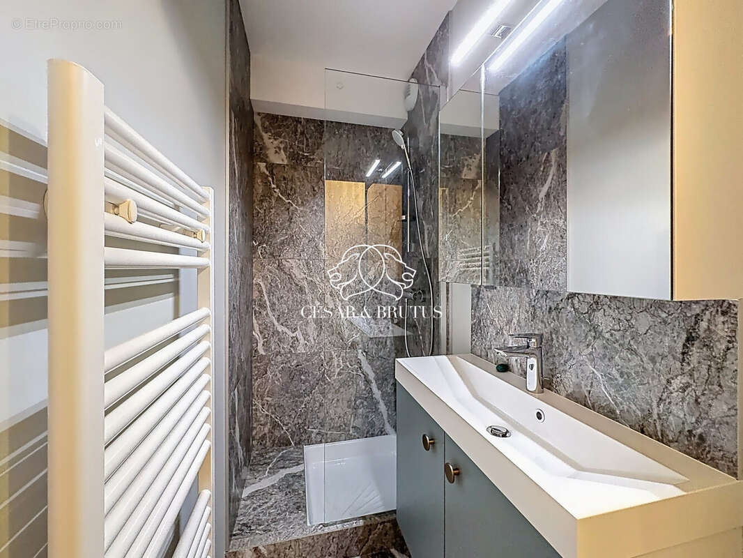 Appartement à LYON-4E