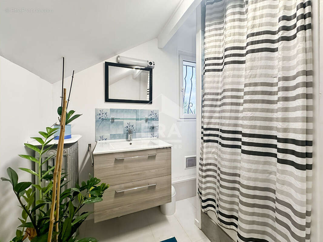 Maison à SAINT-FARGEAU-PONTHIERRY