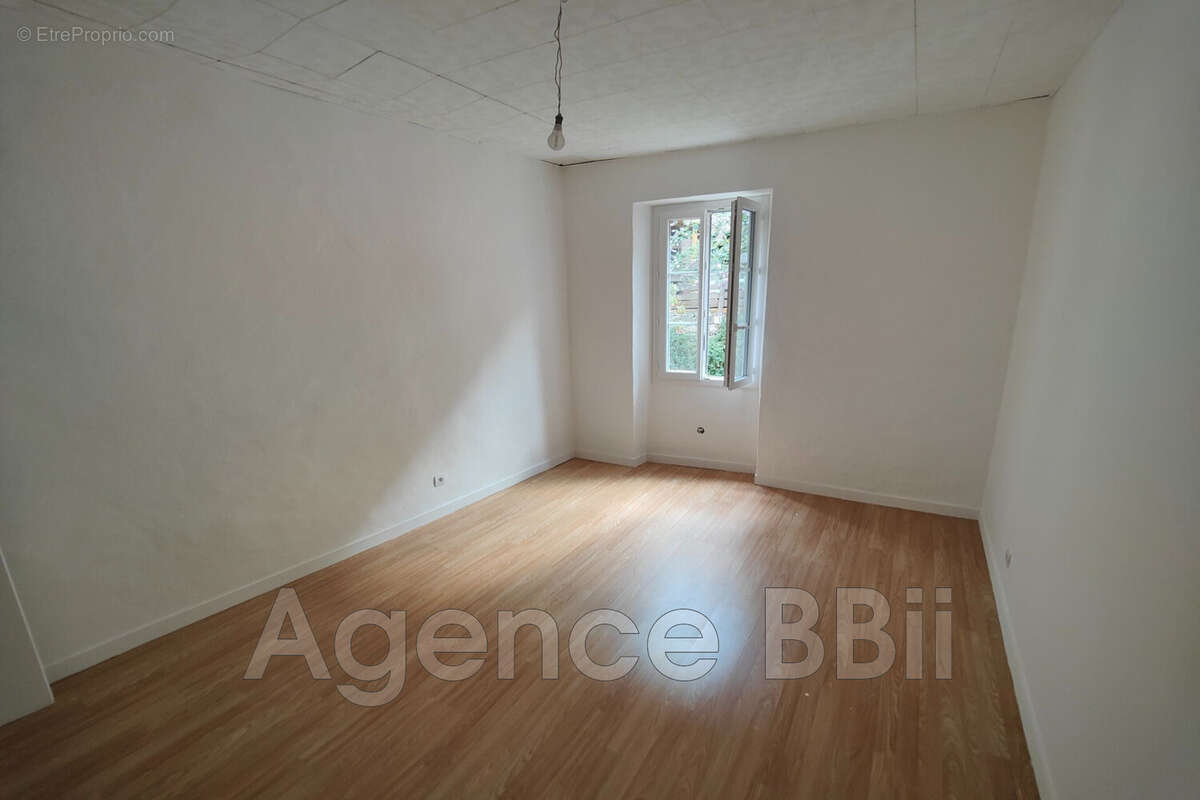 Appartement à LUCERAM