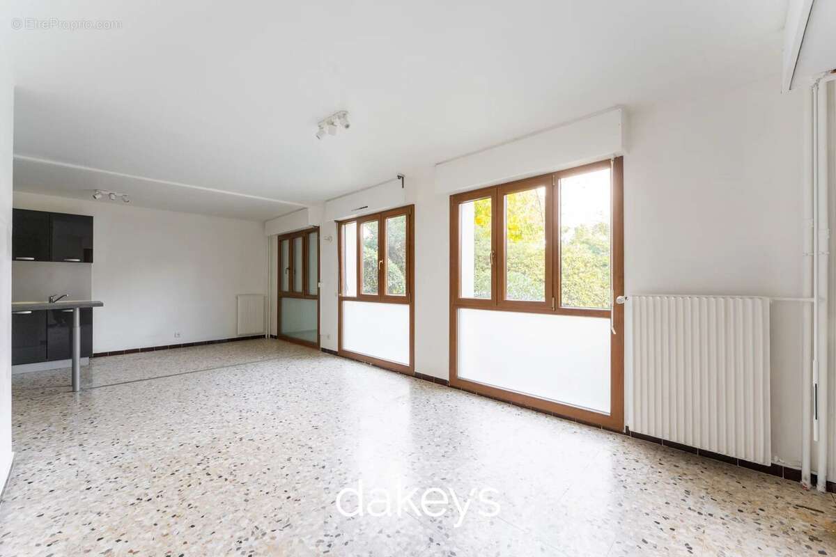 Appartement à MARSEILLE-8E
