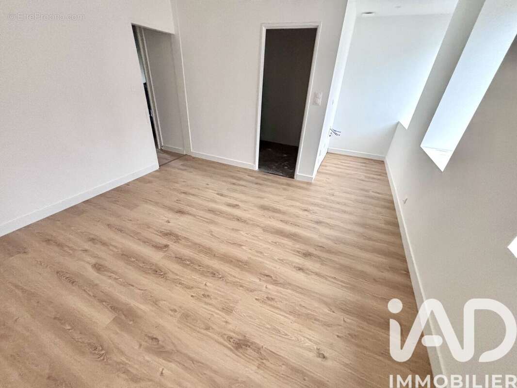 Photo 2 - Appartement à LANNILIS