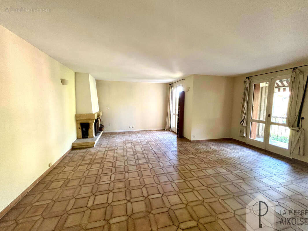 Appartement 4 pièces 110,89m2  balcon parking  Val ST André - Aix  en Provence - photo 8