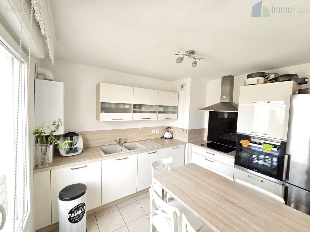 Appartement à SAINT-FONS