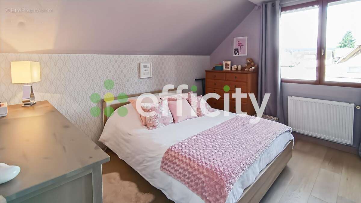 Maison à SAINT-MARCEL