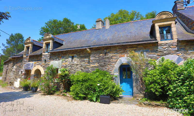 Maison à LA GACILLY