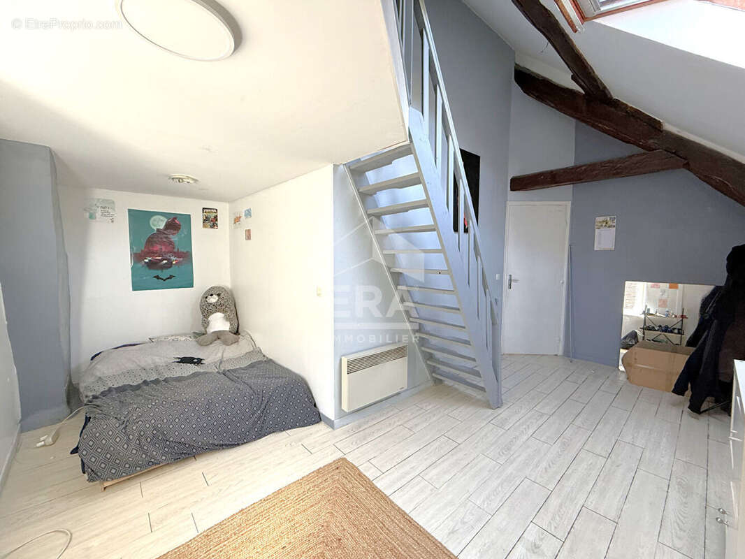 Maison à GRANDPUITS-BAILLY-CARROIS