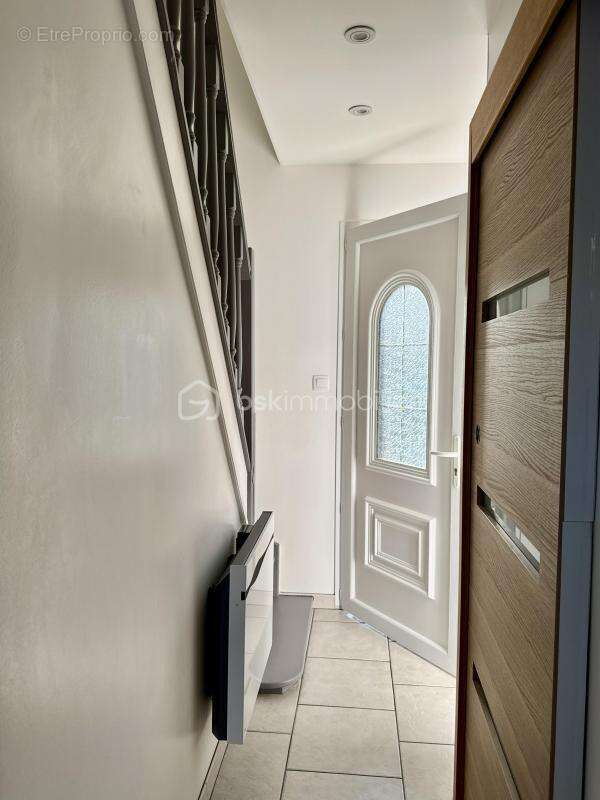 Maison à AZAY-SUR-CHER