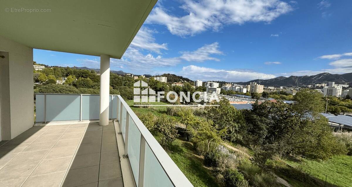 Appartement à MARSEILLE-12E