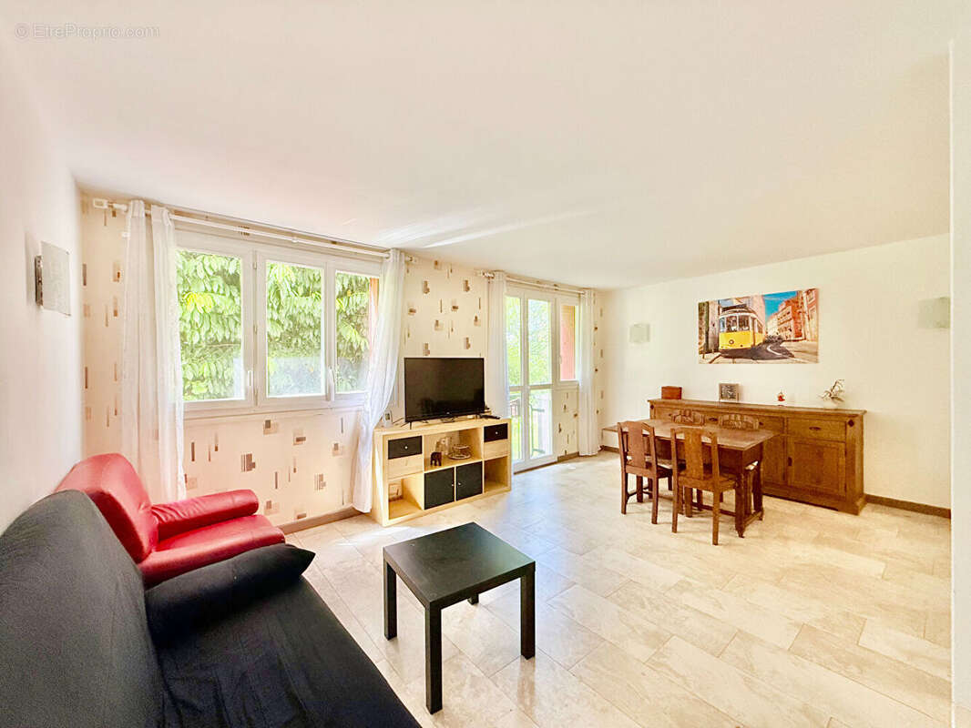 Appartement à CACHAN