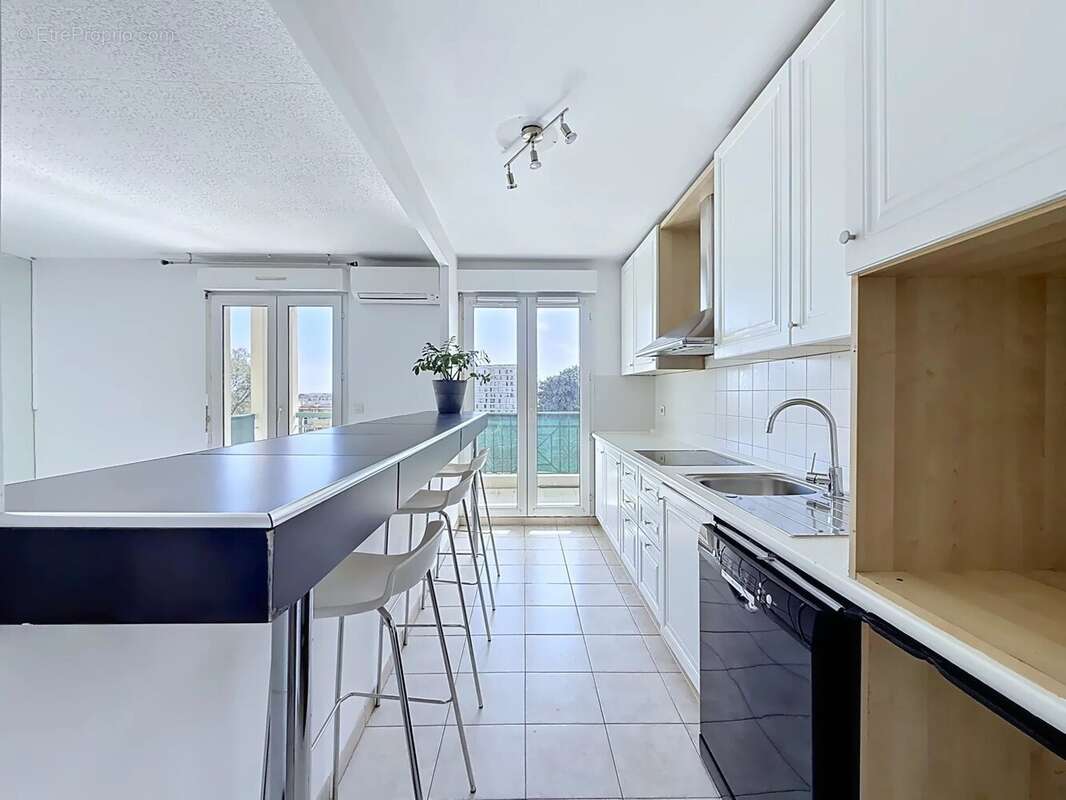 Agréable appartement 3 pièces - Nice Ouest, Sainte Marguerite - photo 9