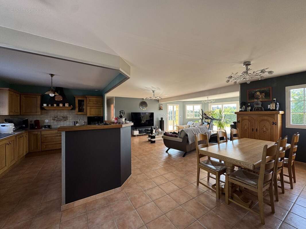 Maison 160 m² à Marbeuf  - photo 4