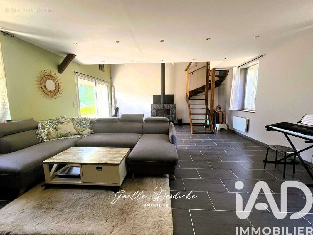 Maison 168 m² à Chevannes  - photo 3