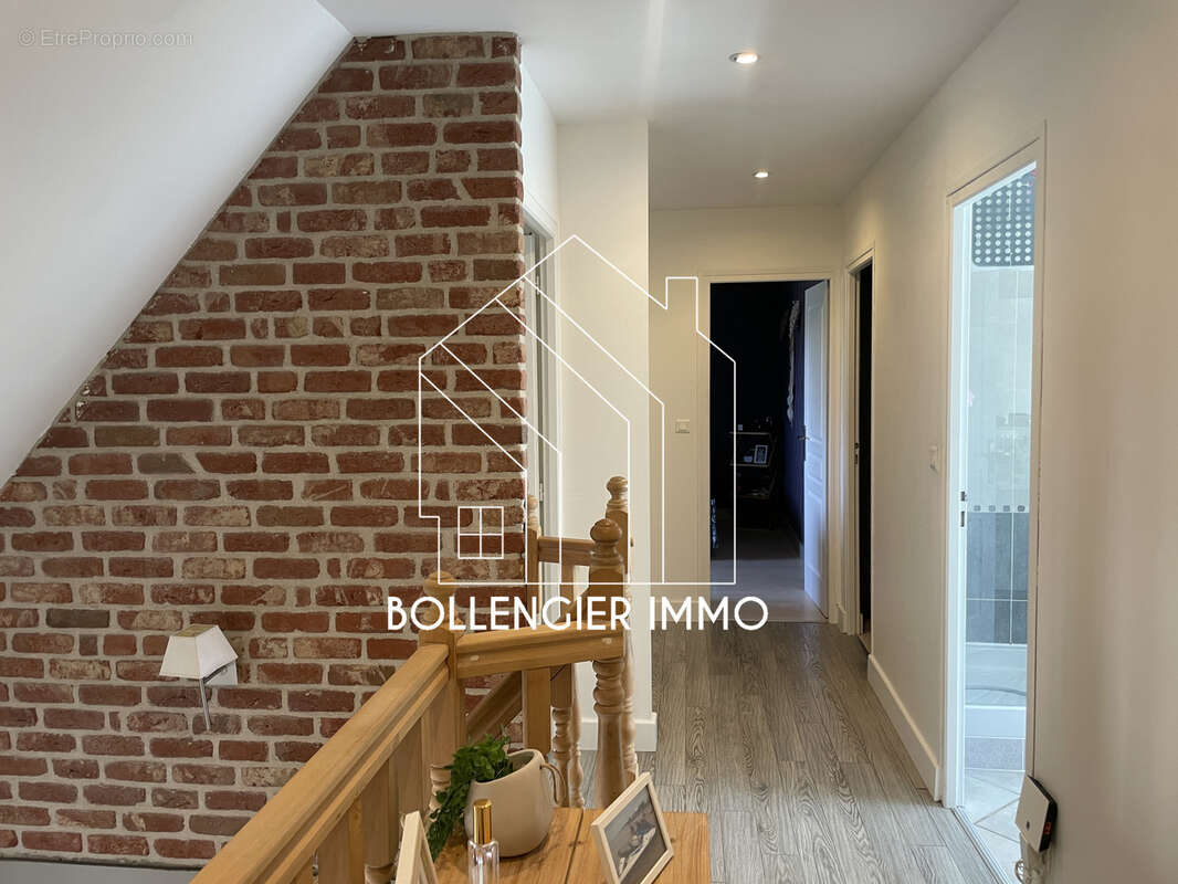 Maison Individuelle - 4 chambres - Garage - photo 4