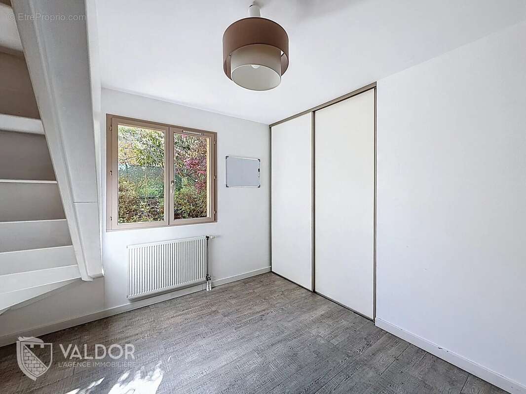 Maison à MONTMERLE-SUR-SAONE