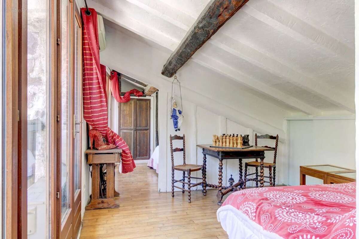 Maison à SAINT-SAUVEUR-SUR-TINEE