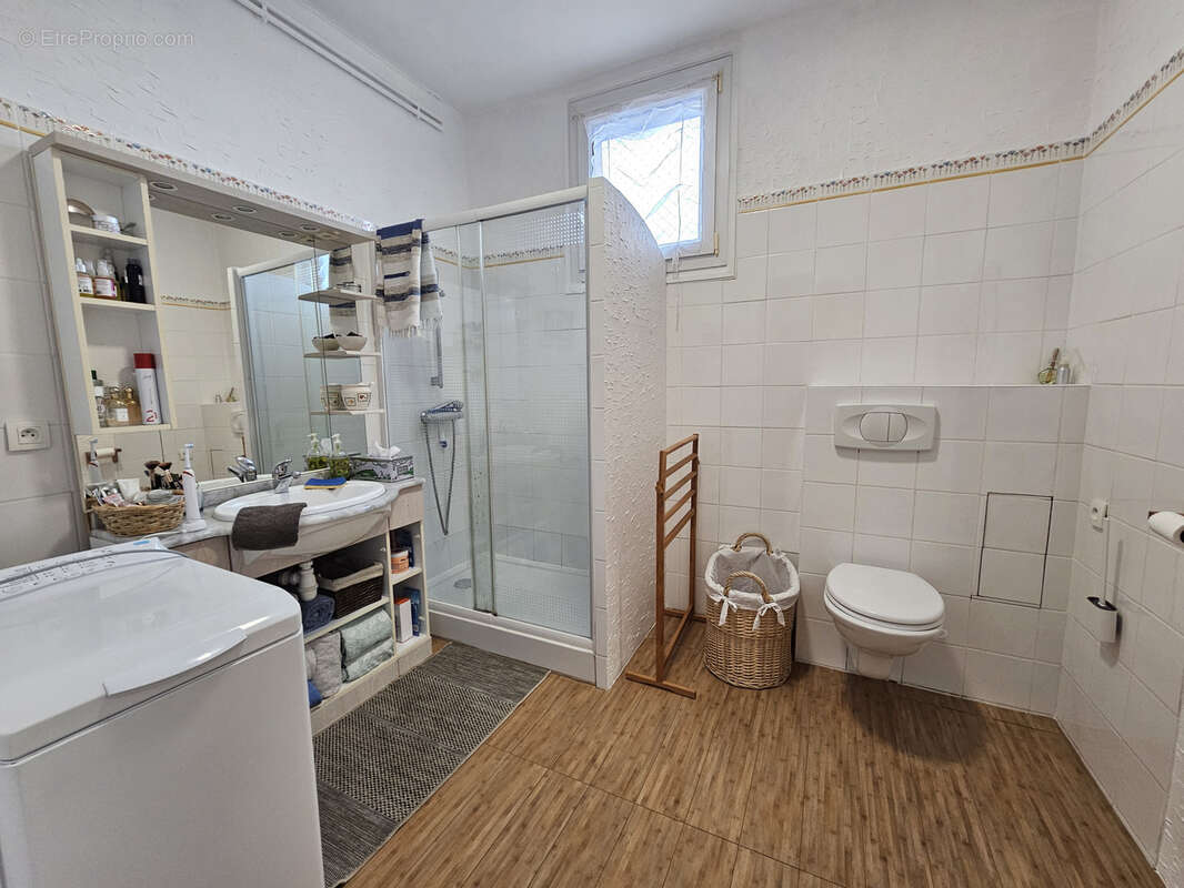 Appartement à LE COTEAU