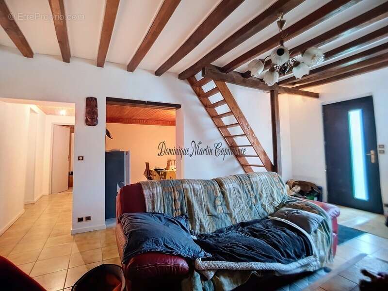 Maison à SAINT-MARTIN-DES-BOIS