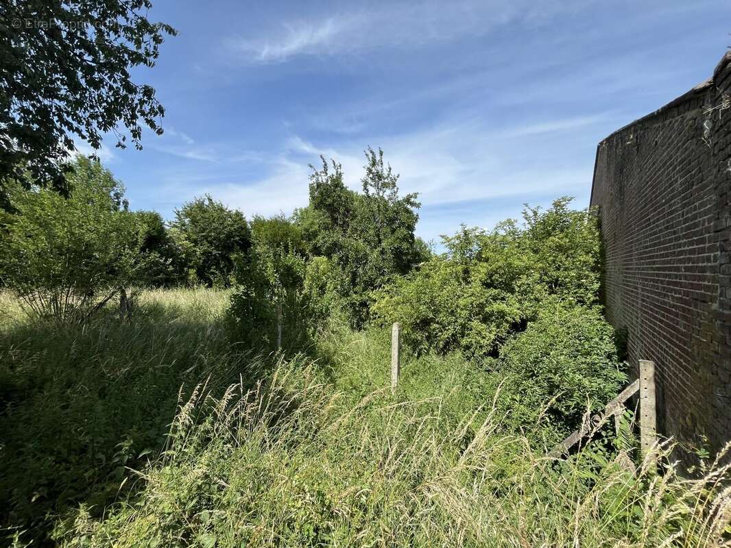 Terrain à CAMBRAI