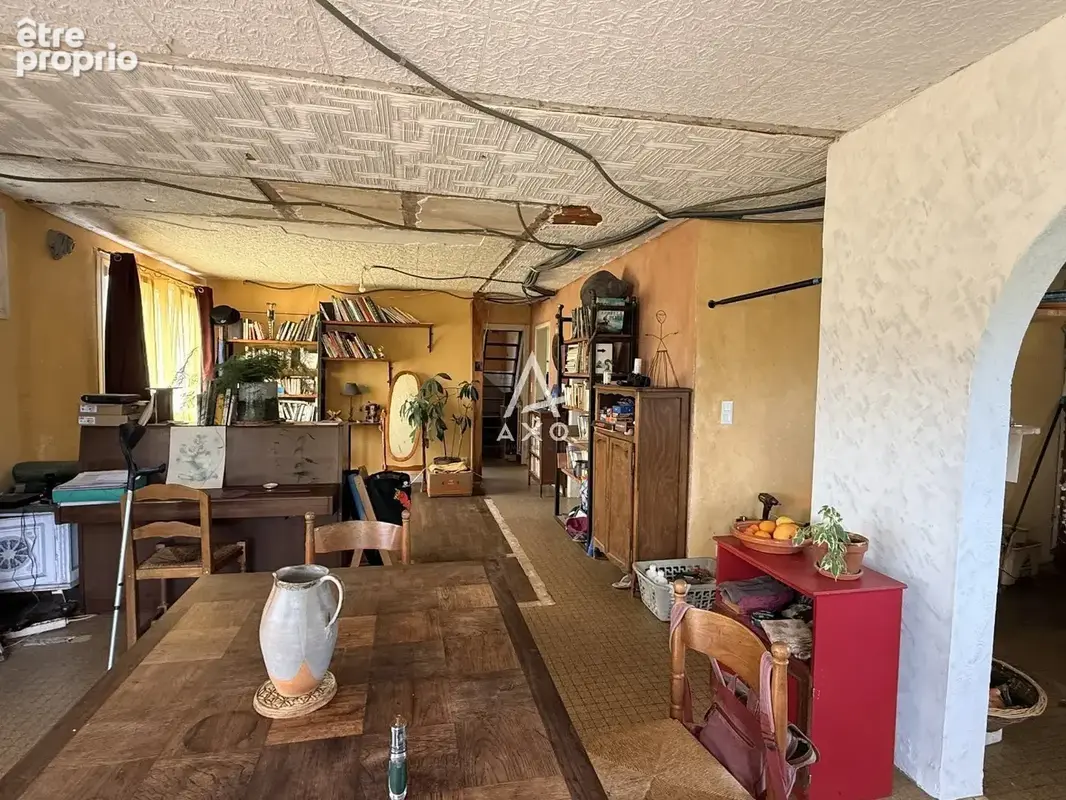 Grande maison de caractère avec dépendances  Un potentiel exceptionnel à la campagne ! - photo 4