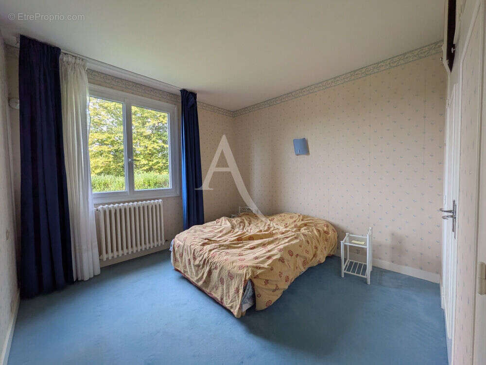 Maison à CHOUZY-SUR-CISSE