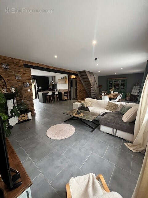 Maison à VARENNES-SUR-LOIRE