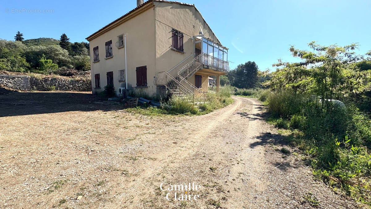 Maison à LA BOUILLADISSE