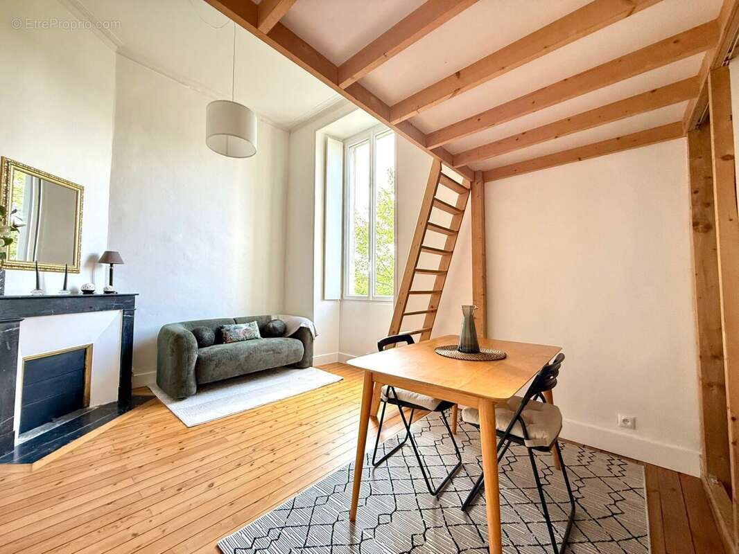 Appartement à NANTES