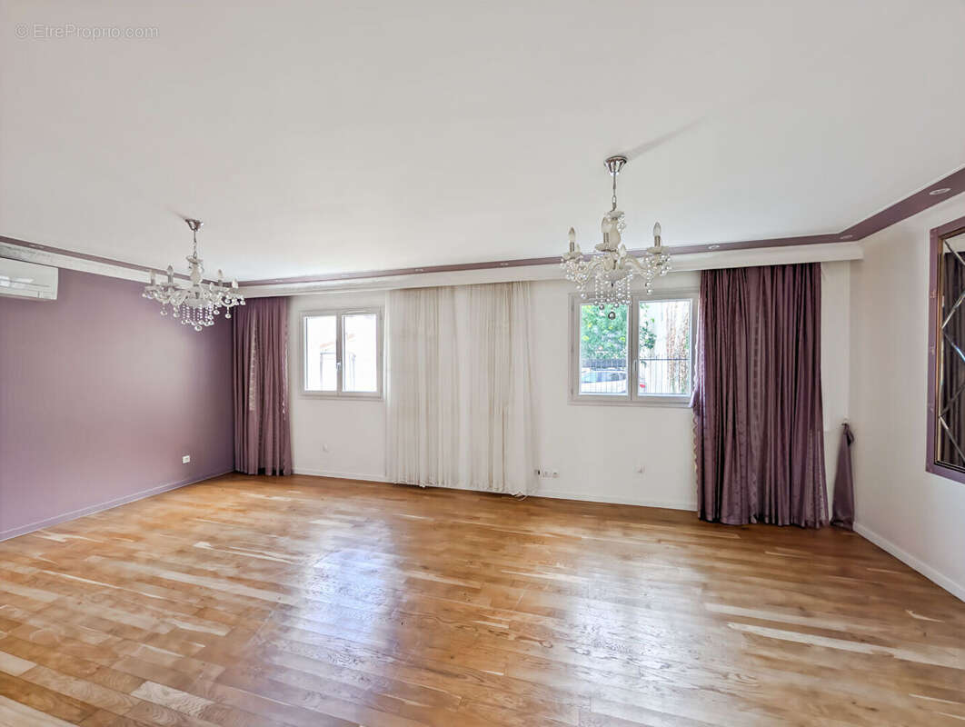 Maison hyper centre de Montgeron  7 pièce(s) 149.96 m2 - photo 3