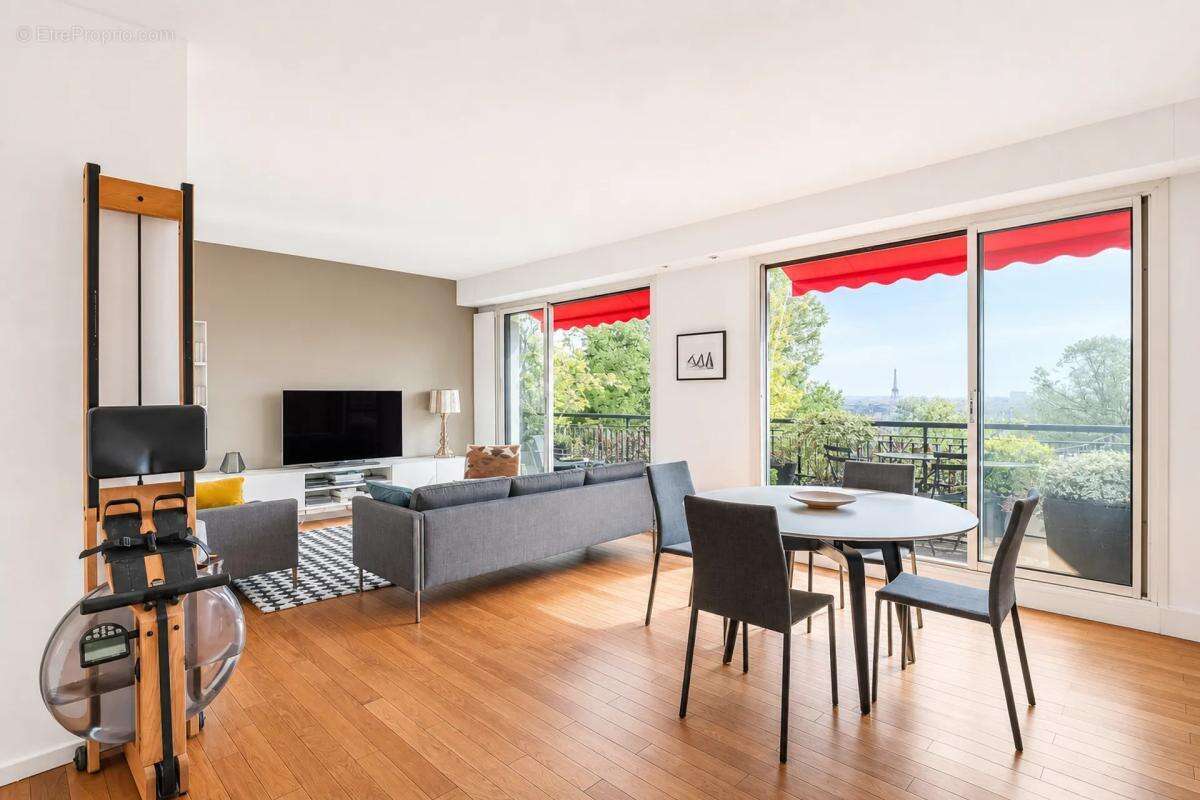 Appartement à SURESNES