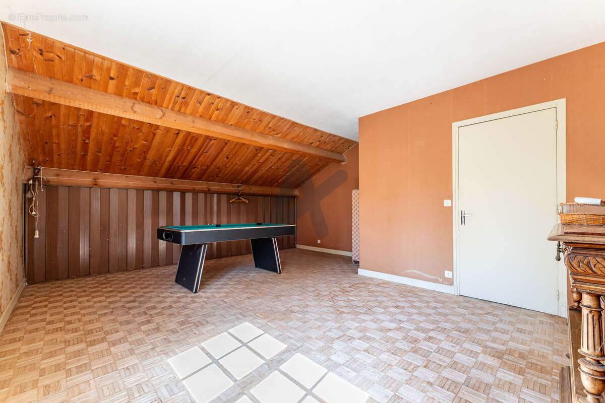 Maison à LIMONEST