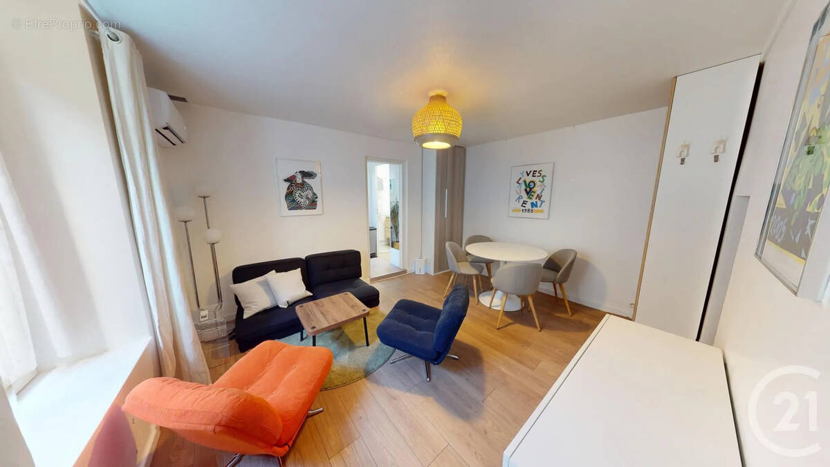 Appartement à FONTAINEBLEAU
