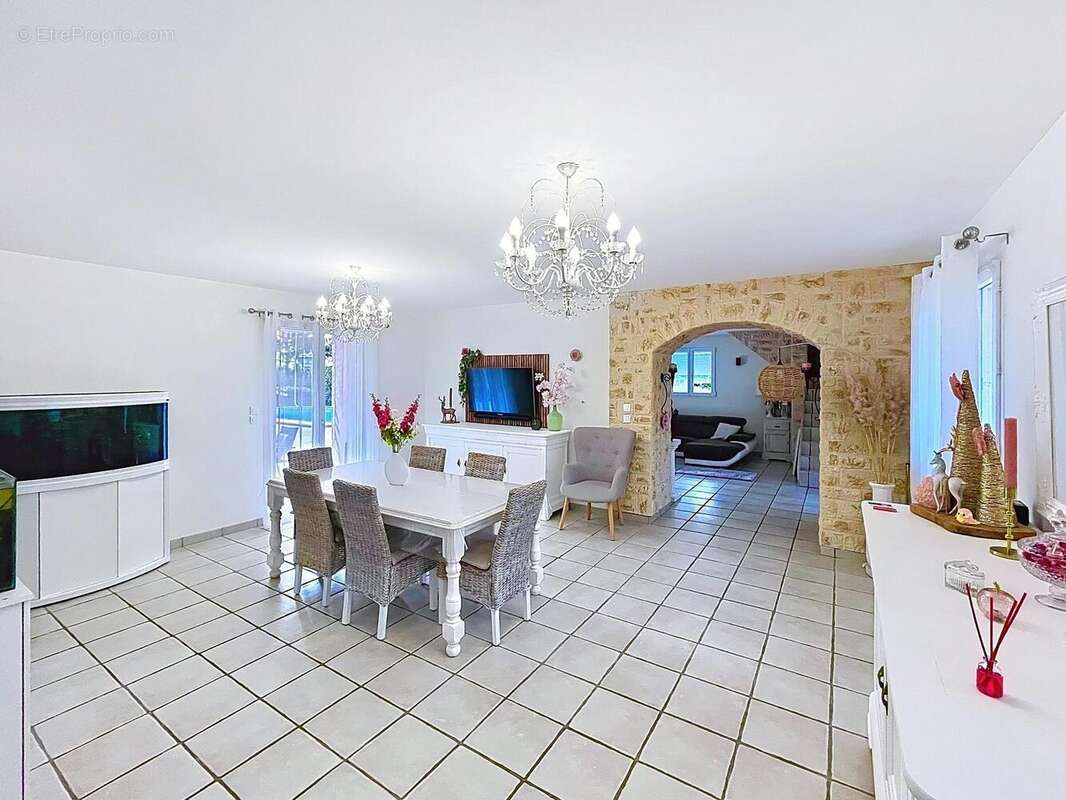 Photo 5 - Maison à DOMPIERRE-SUR-CHALARONNE