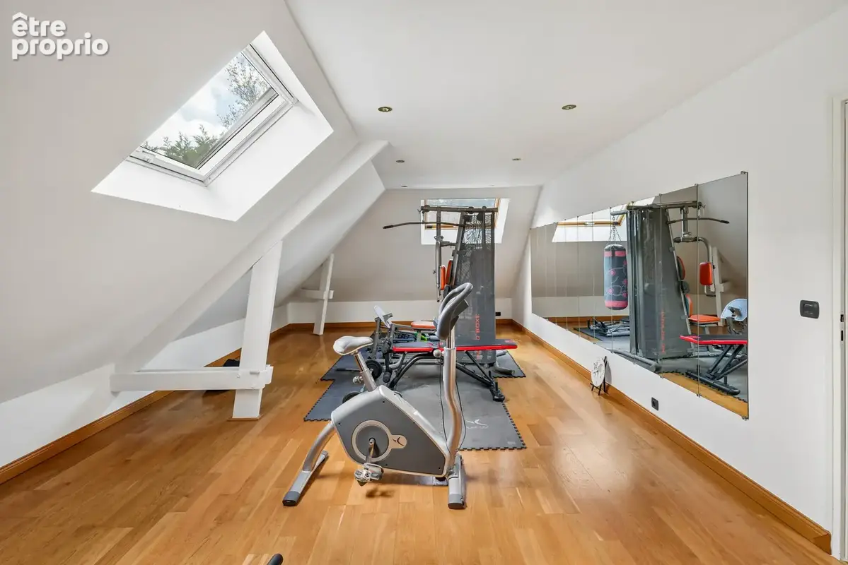 Louveciennes (78) - Maison de prestige avec piscine - photo 30