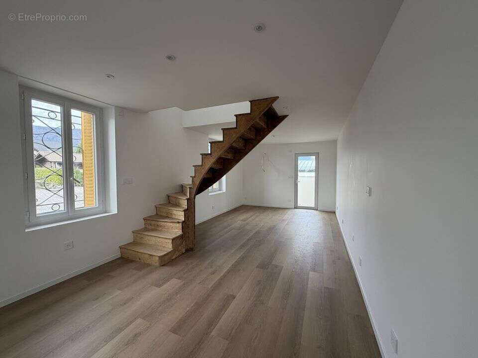 Appartement à LA MOTTE-SERVOLEX