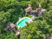 Photo 1 - Maison à ROQUEBRUNE-SUR-ARGENS