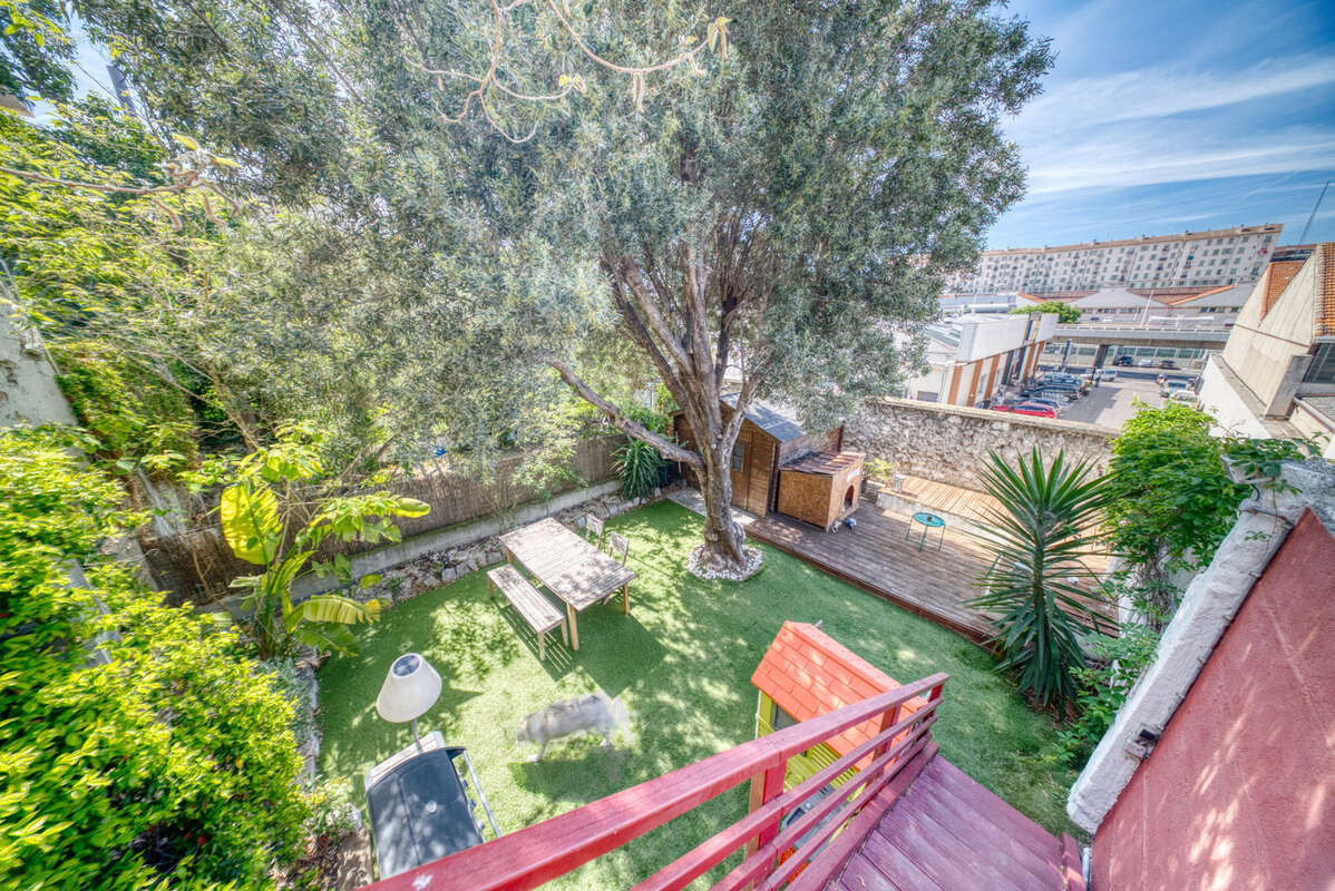 Appartement à MARSEILLE-14E